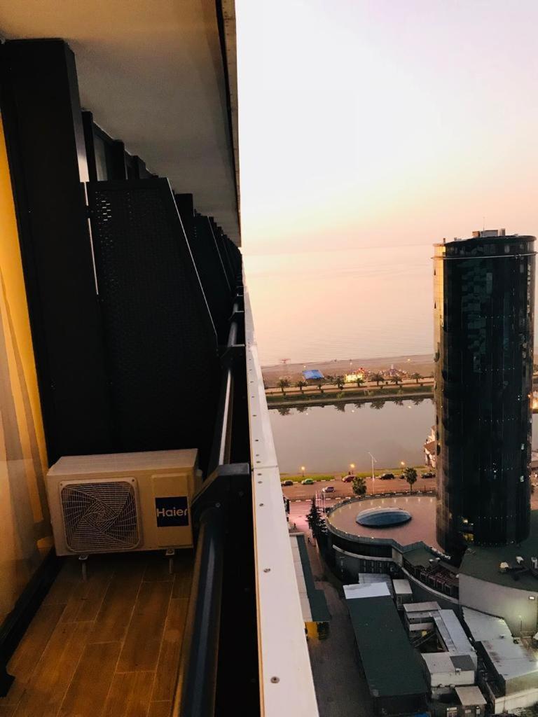 Аппартаменты В Батуми С Видом На Море В Orbi City Daire Oda fotoğraf